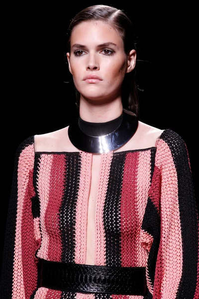 Look 57